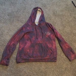 I’m selling a ivory Ella sweat shirt